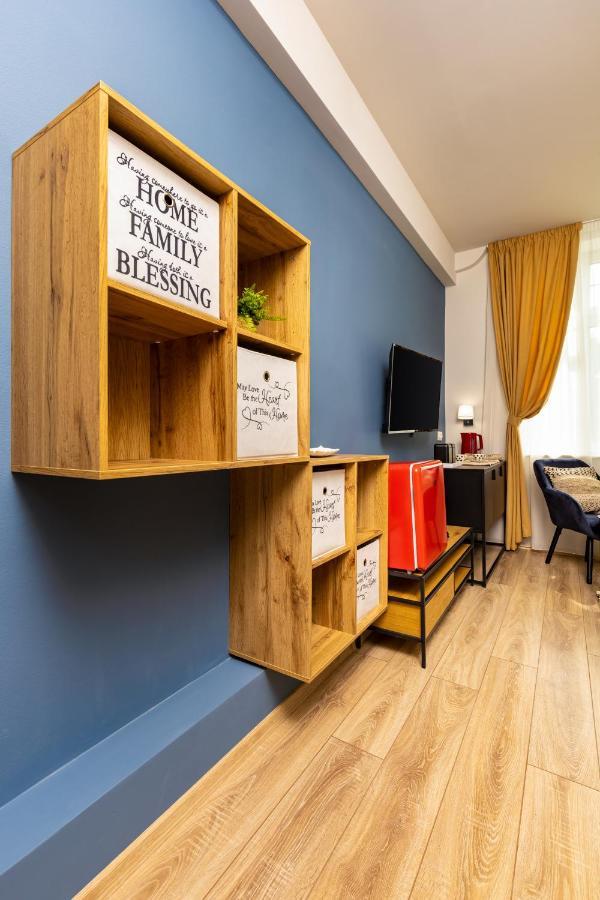 Kapana Guest House On Central Pedestrian Street With Parking Included プロヴディフ エクステリア 写真