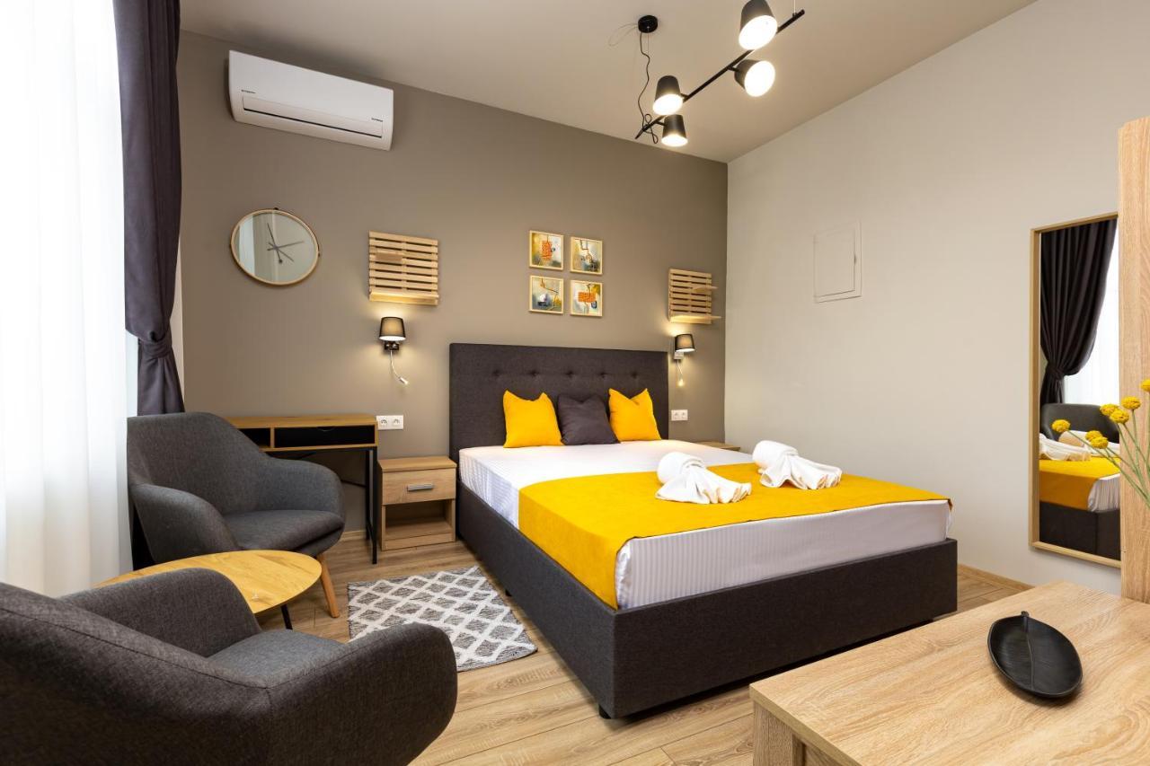 Kapana Guest House On Central Pedestrian Street With Parking Included プロヴディフ エクステリア 写真