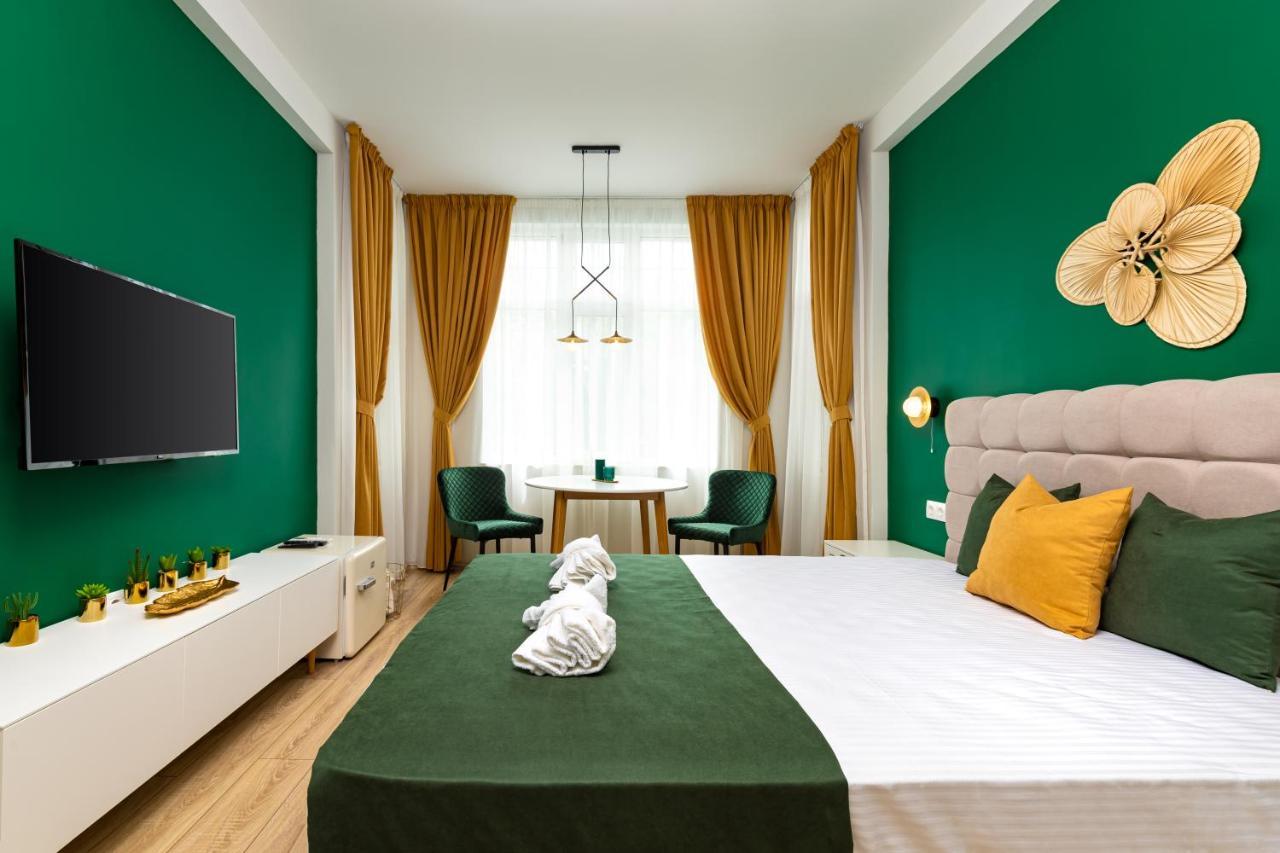 Kapana Guest House On Central Pedestrian Street With Parking Included プロヴディフ エクステリア 写真
