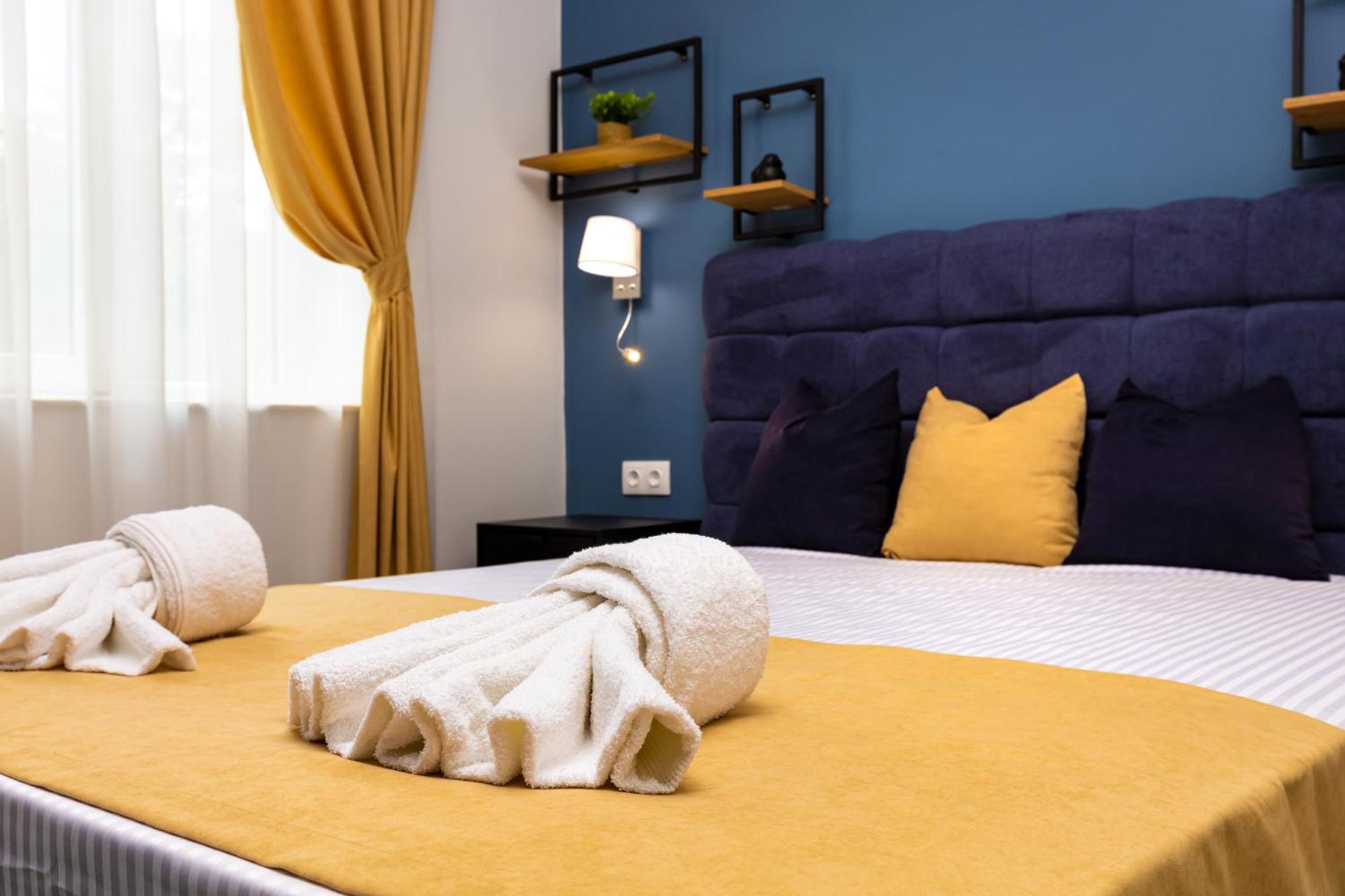 Kapana Guest House On Central Pedestrian Street With Parking Included プロヴディフ 部屋 写真